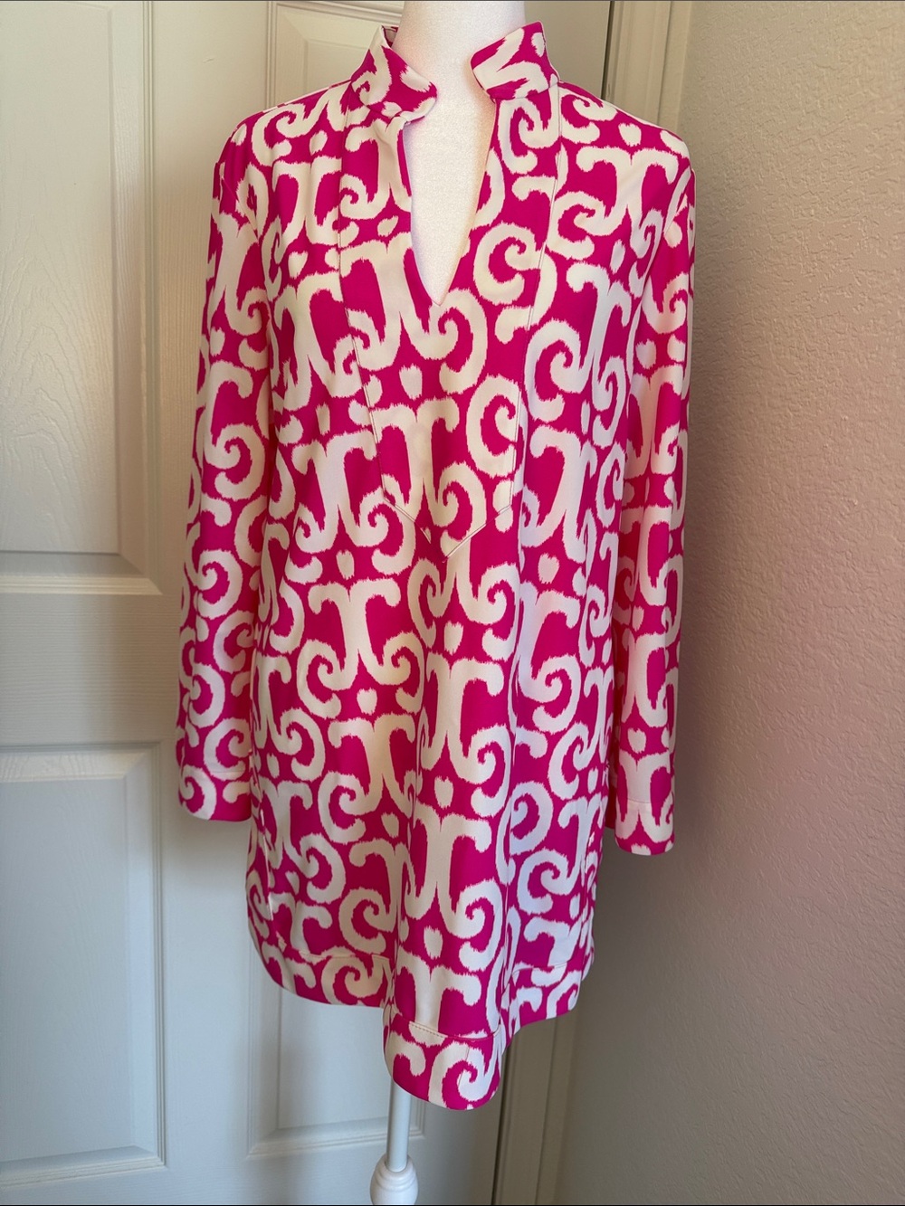 [new inventory] JUDE CONNALLY HOT PINK LONG SLEEVE DRESS EUC